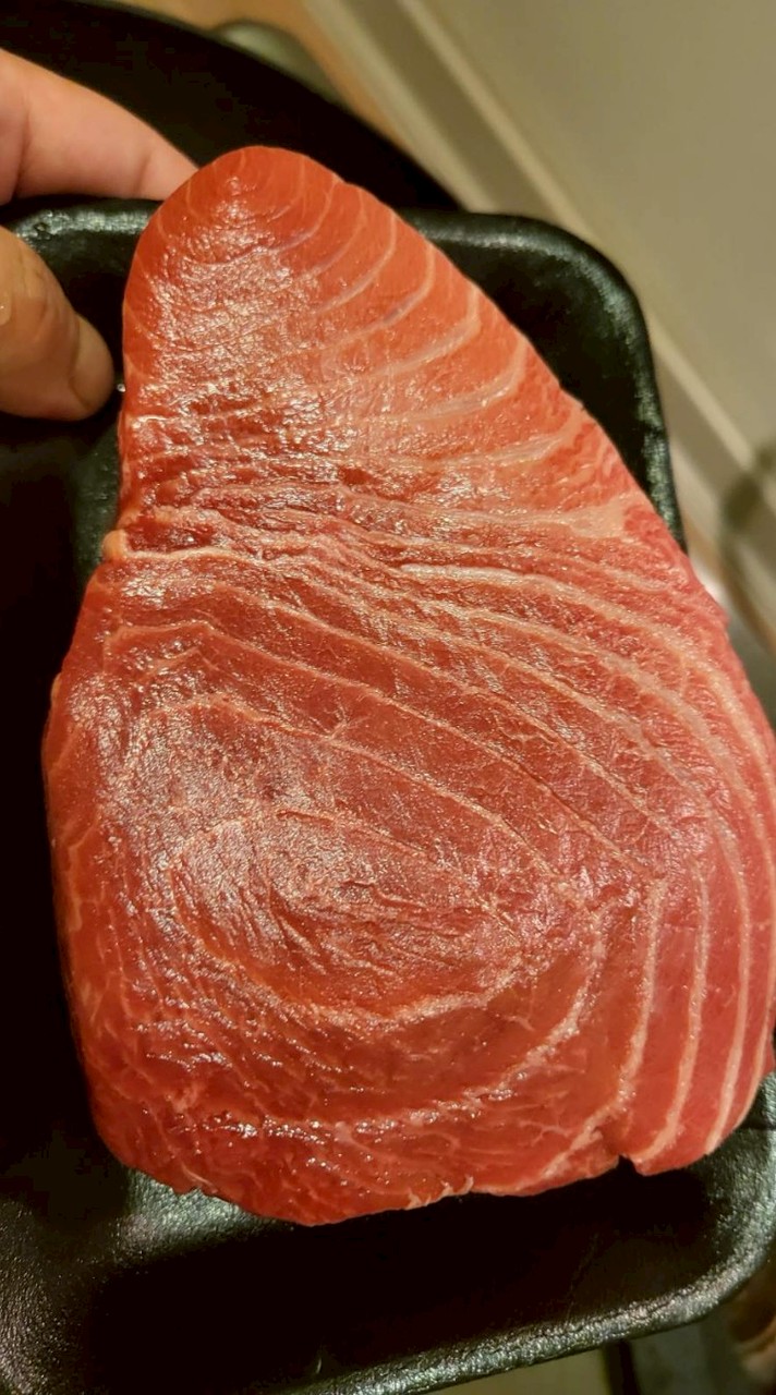 東岸海鮮商行【現流海鮮暢貨中心，5元生魚片】