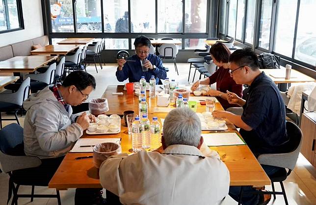 池上鄉109年2期作 米王 出爐顏廷材掄元 中廣新聞網 Line Today