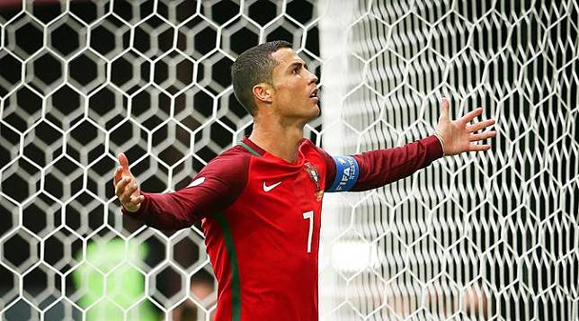 Ronaldo Tak Suka Jadi Target Man