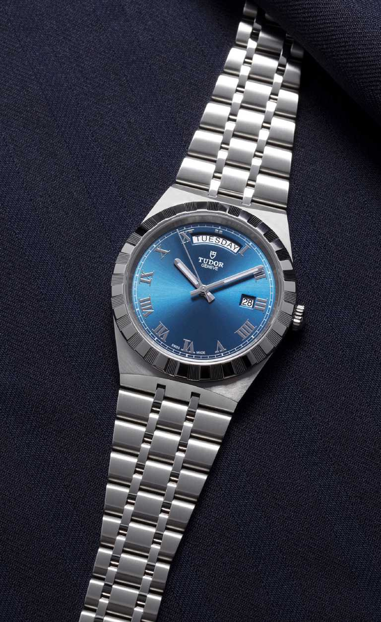 TUDOR「Royal皇家系列」腕錶╱316L不鏽鋼錶殼，精鋼錶帶，41mm╱73,500元。（圖╱TUDOR提供）