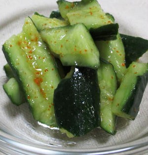 箸休めにおすすめ 昆布茶 で野菜のかんたん漬け