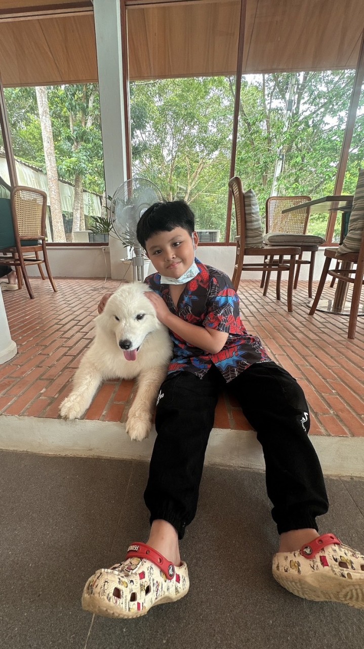 รับหิ้วของ by มามี๊นีโอ