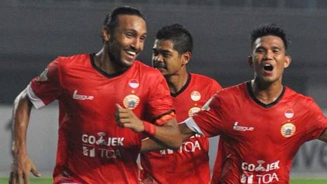 Saat Spanduk Peras Keuangan Persija