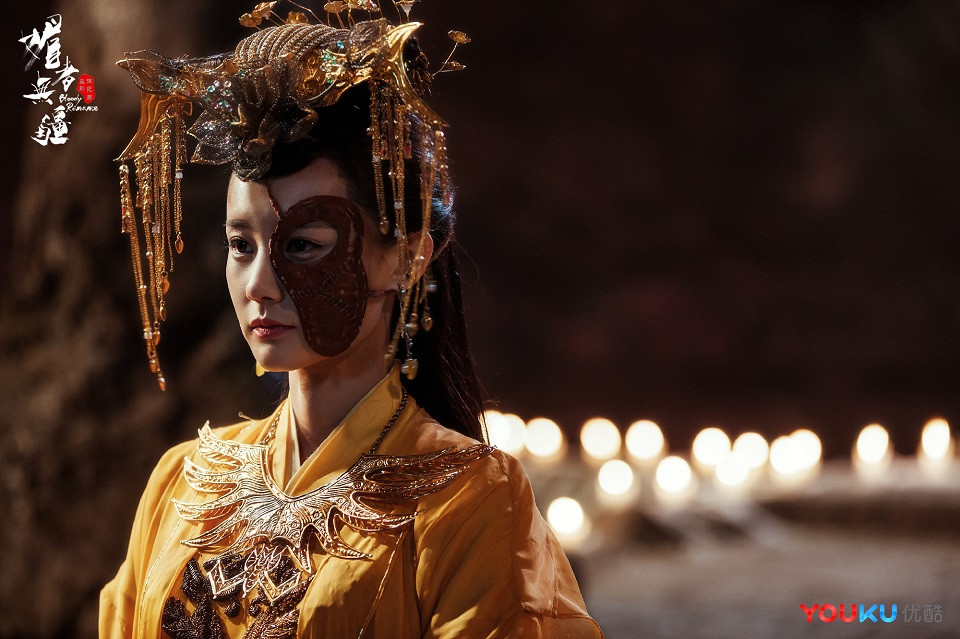 陸劇中一見驚鴻的面具殺9：李一桐 飾演《媚者無疆》晚媚