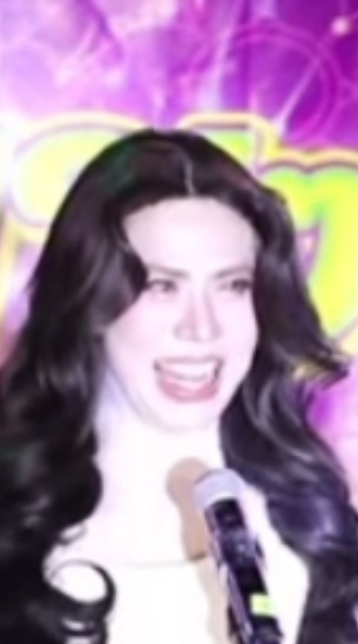 ธิดาสาวทอผ้าไหมงาม ss.2