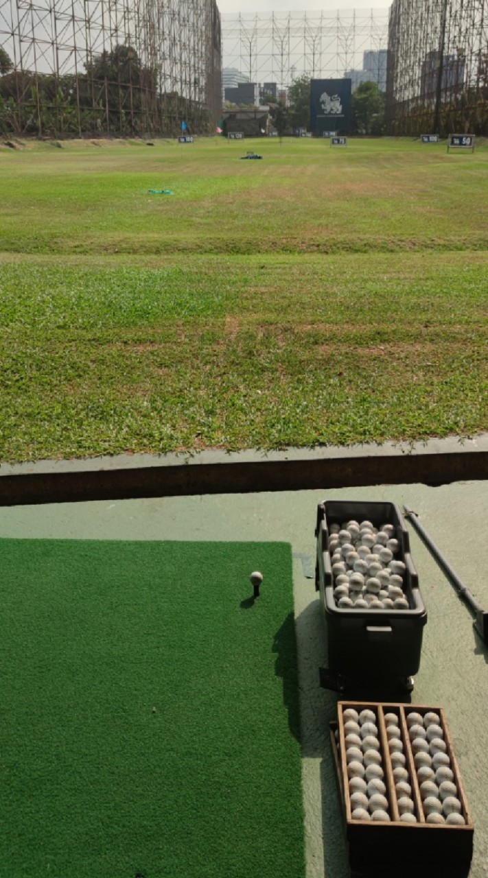 หน้าไม่นิ่งค่ะนาย#สมาคมคนชอบตีกอล์ฟและเดินหาลูก