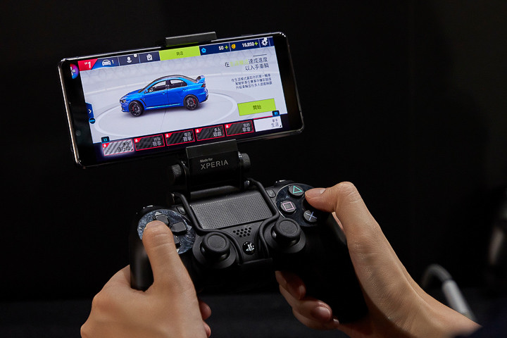 圖說、Xperia 1 II讓手遊體驗更升級！獨家新增《競賽模式》讓玩家能夠更專注於遊戲賽事，不受干擾！.jpg