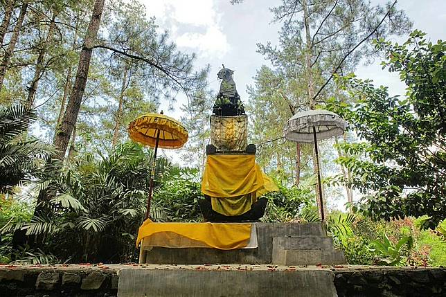 លទ្ធផល​រូបភាព​សម្រាប់ Sosok Prabu Tawang Alun