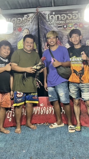 ซุ้ม พลังหนุ่มวาริน
