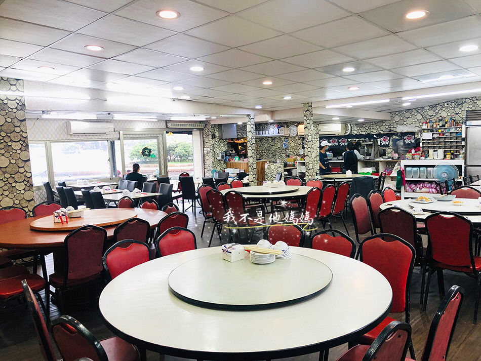 萬里吃蟹,萬里蟹,金山萬里一日遊,金山萬里美食,金山美食,萬里美食,貢寮美食,石頭厝,卯澳美食,野柳望海亭,野柳漁港,漁港吃海鮮,野柳女王頭