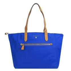◎最新發燒新品牌|◎經典時尚 完美呈現|◎時髦優雅 兼具實用品牌:MichaelKors/MK品牌定位:國際精品背法:肩背包款:托特包顏色:藍色系外層材質:尼龍內層材質:尼龍開口方式:拉鍊式尺寸-長X