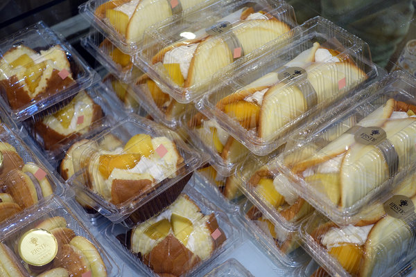 大安區甜點店艾斯特烘焙Erste Patisserie 4週年慶優惠，用銅板價品嚐世界西點冠軍師傅甜點，使用三倍券優惠更超值