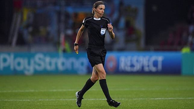 Laga Liverpool vs Chelsea di Piala Super Eropa Bakal Dipimpin Wasit Wanita