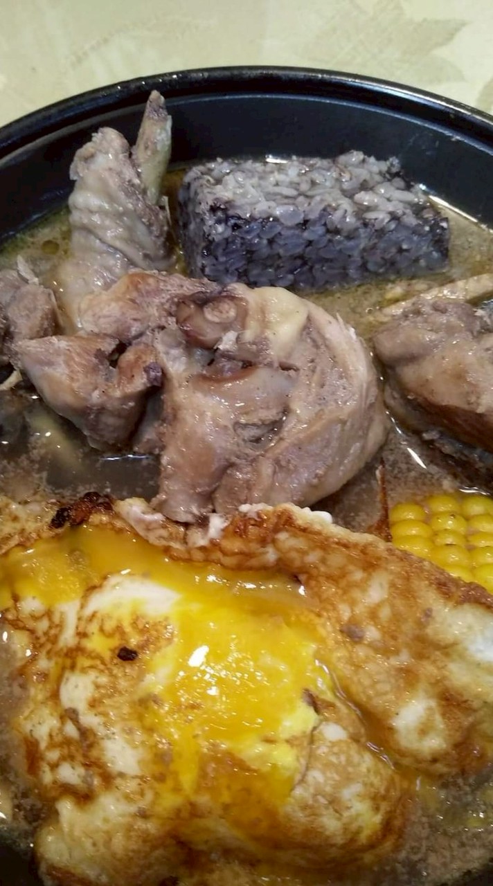 台雞店麻油雞湯品社團