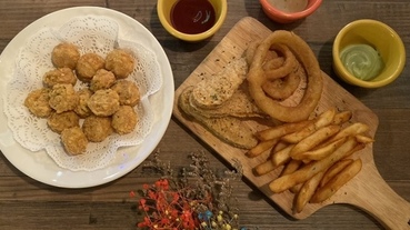 新竹北區【洋相餐酒館】主廚用心手作各式義大利麵.燉飯，鄰近新竹火車站交通便利，約會聚餐的好所在