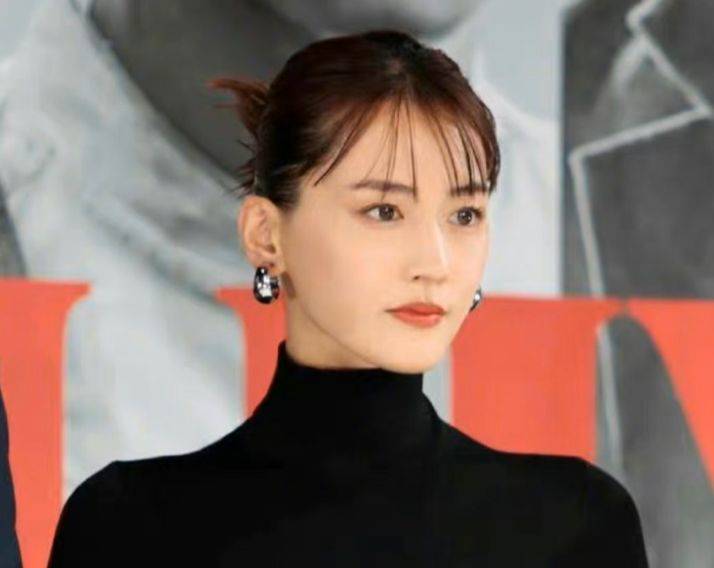 [問卦] 海街日記四姊妹崩最大的是夏帆嗎？