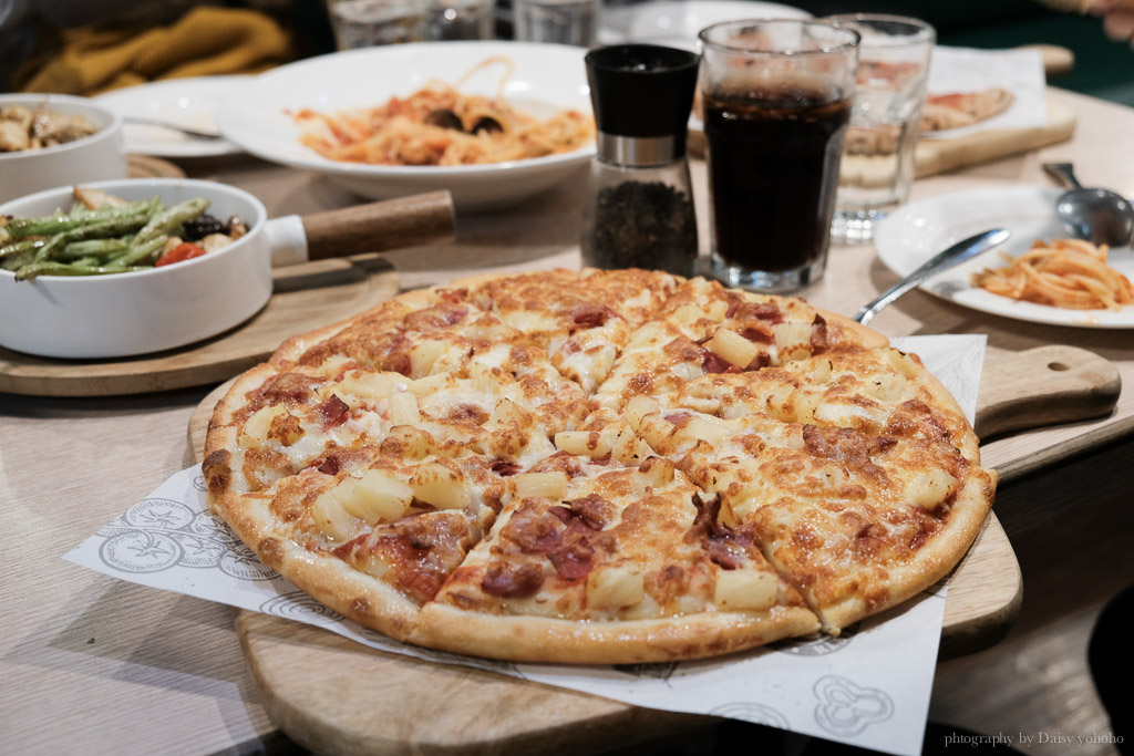 8818比薩屋, 8818 Pizza Restaurant, 台南披薩, 台南老店, 台南美式餐廳, 台南手工披薩, 台南披薩外帶