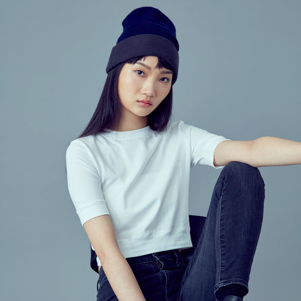 設計款單品：95%精梳棉舒適柔軟不需要內搭，袖口五分袖帶有一點設計感，不再跟路人撞衫，短版剪裁讓你露出誘人的小蠻腰。