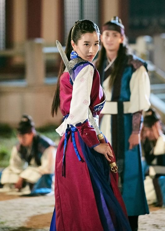 《雖然是精神病但沒關係》徐睿知合作男神1：朴敘俊《花郎》