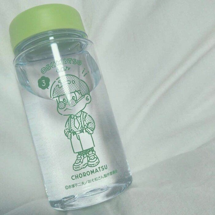 大注目 おそ松さんオリジナルグッズがセリアに登場