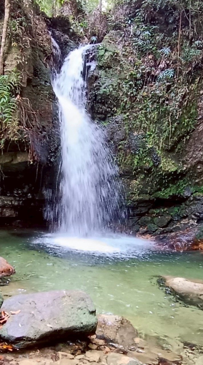 บ้านหินเพิง