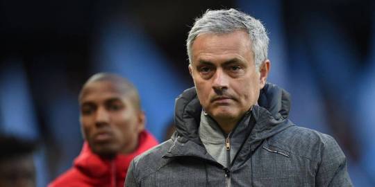 Ini Alasan Mourinho Pakai Skema 3 Bek Di Pra Musim