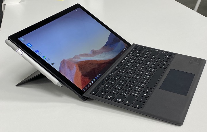 微軟 Surface Pro 7 售價 28,088 元起、七色鍵盤自由配，同場加映 Laptop 3 預購中