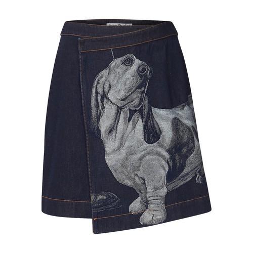 A quirky Acne Studios creation, this mini skirt for women will bring a touch of fantasy to any outfi