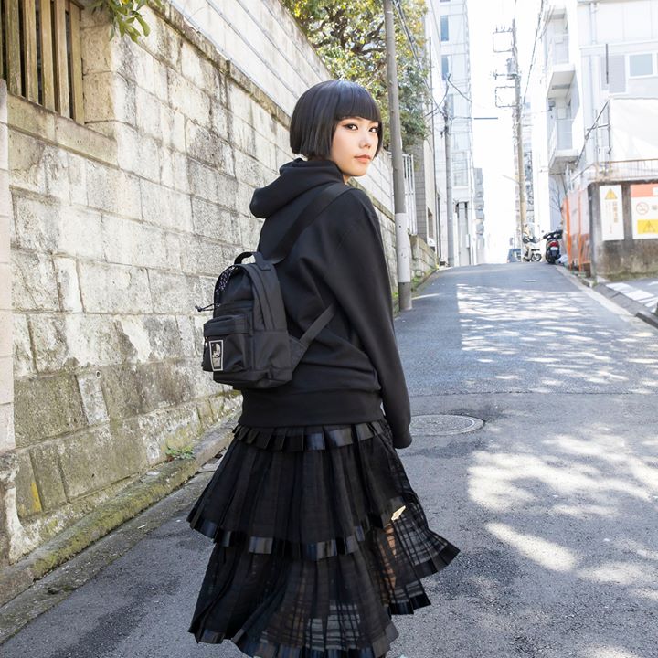 コシノジュンコがアイコンに Z世代向け新ブランド「スーパー