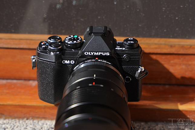對焦功能看齊e M1 Mark Ii 水準 睽違四年的olympus Om D E M5 Mark Iii 問世 T客邦 Line Today