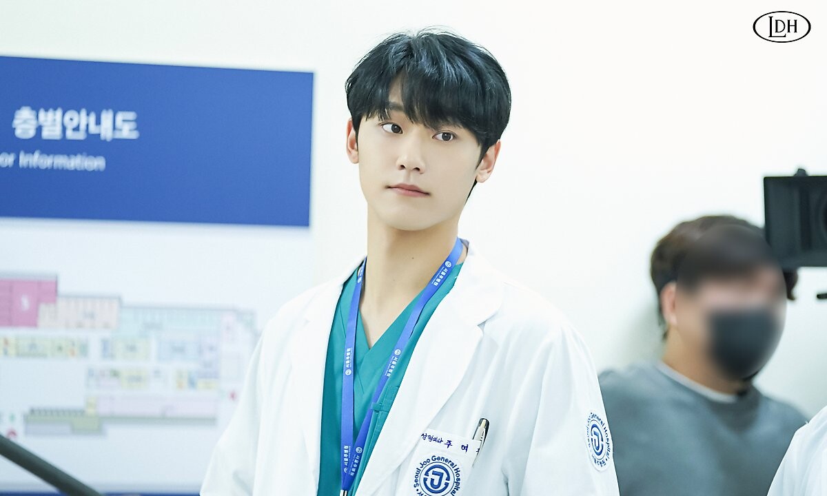 網評「最適合演醫生」韓劇男星！