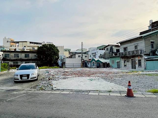 獨家 荒廢百年都沒動 前鎮朱家 19名地主收2億賣地 蘋果新聞網 Line Today