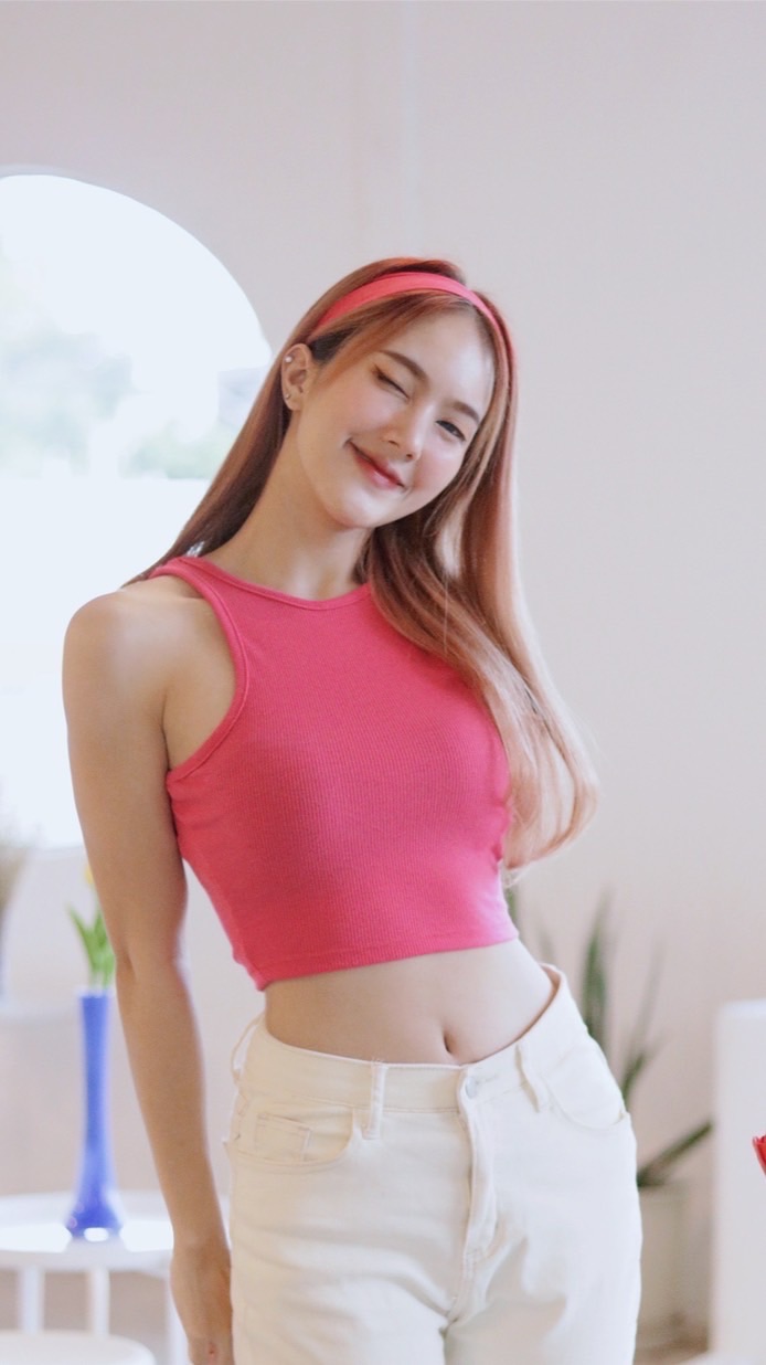 Ellinna.bkk รับผลิตสร้างแบรนด์เสื้อผ้า