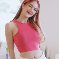 Ellinna.bkk รับผลิตสร้างแบรนด์เสื้อผ้า