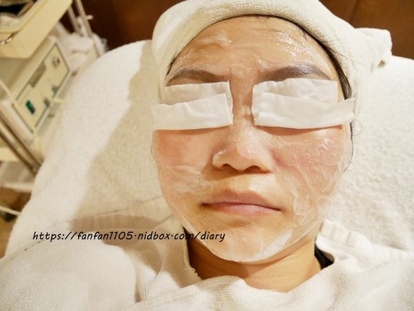 臉部保養【her spa和和恬】#毛孔潔淨護理 #熱石 #生理按摩 #碳酸面膜 (42).JPG