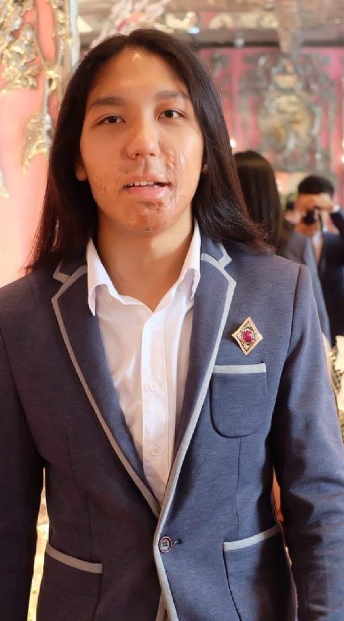มังกรทอง Gem