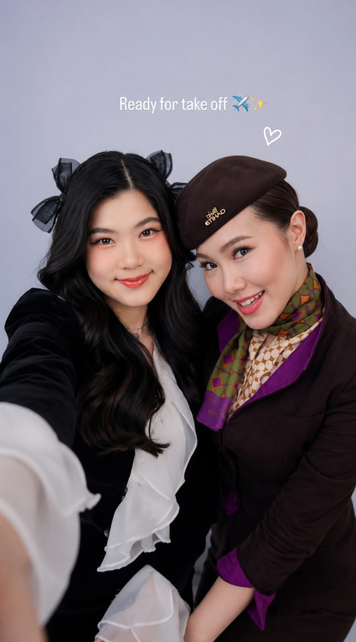 Cabin Crew To Be & TOEIC with P' Angie & P' Nash