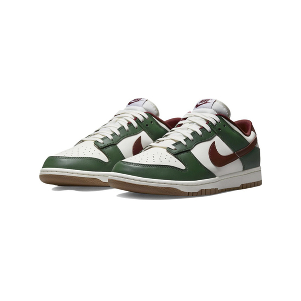 【Fashion SPLY】Nike Dunk Low Gorge Green 聖誕紅綠 (23cm-25cm)FB7160-161