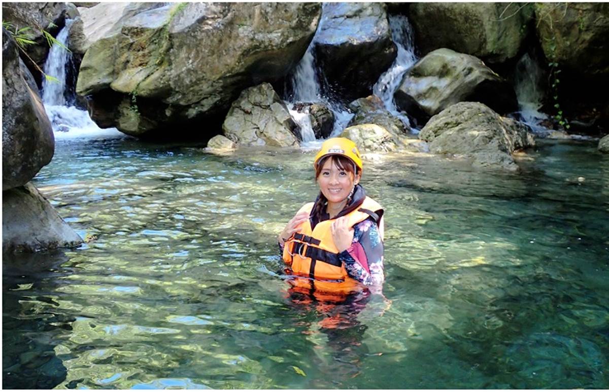 不要只去七星潭！花蓮６大美拍景點：絕美「台版藍洞」、IG暴紅天空之鏡