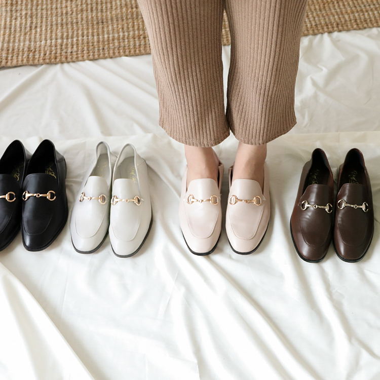 燈芯絨長褲 小方頭馬銜扣樂福鞋