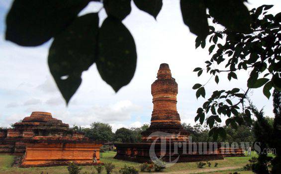 Berikut raja-raja yang pernah memerintah kerajaan mataram kuno di jawa timur, kecuali….