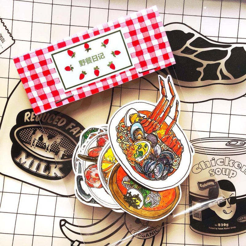 原創設計，純手繪，超級大餐系列貼紙，因大餐種類不同，尺寸從5.5cm x 5.5cm 到3.5cm x 3cm尺寸不等，20款美味的超級大餐，讓你食慾大開，防水覆膜的材質，無論是貼在數碼產品上，行李箱