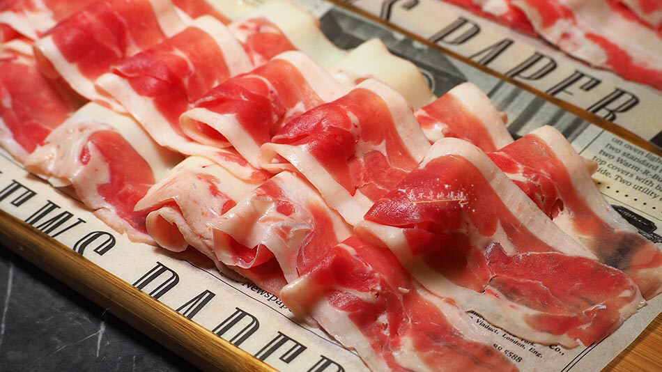 板橋海鮮鍋,伊比利豬,西班牙梅花豬,海鮮控,海鮮鍋吃到飽,海鮮火鍋吃到飽,天使紅蝦吃到飽,深海胭脂蝦,野生劍蝦,加拿大象拔蚌,火鍋吃到飽中和