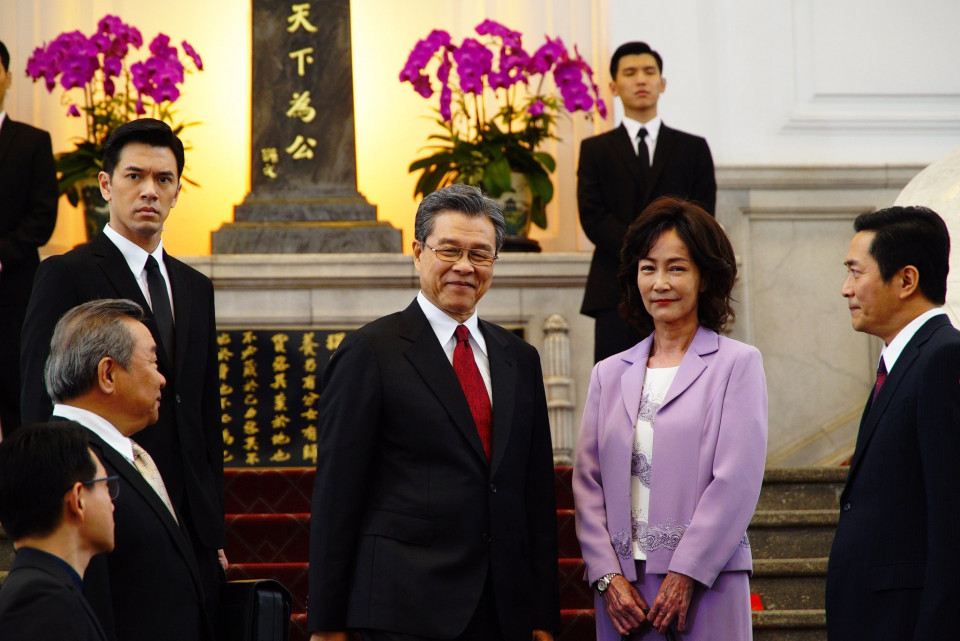 《國際橋牌社》5大看點！90年代的台灣故事，政治、愛情都精彩，台劇越來越敢拍！