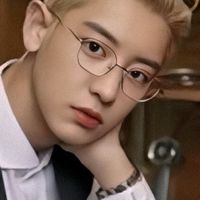 ผู้รู้ทุกอย่าง
