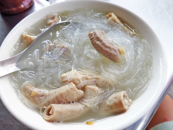 【新莊美食】化成路豬腸冬粉-不用加泡菜也超美味的豬腸冬粉 【新莊美食】化成路豬腸冬粉-不用加泡菜也超美味的豬腸冬粉