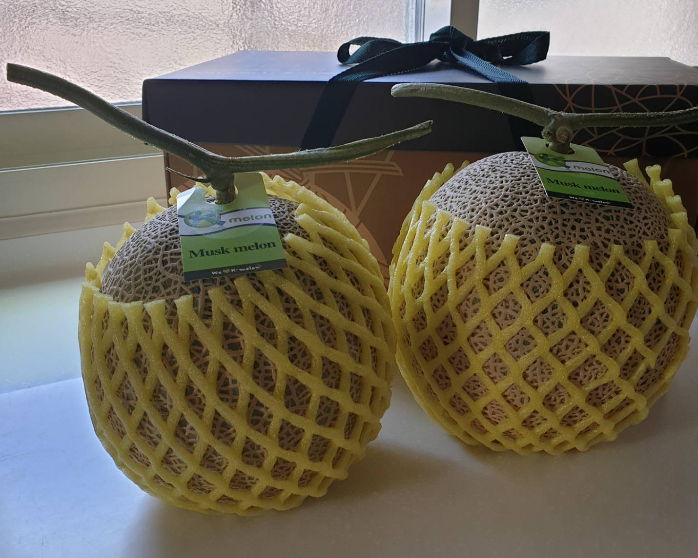 韓國哈密瓜第一品牌K-Melon頂級溫室綠肉哈密瓜2粒入禮盒(4公斤/盒)