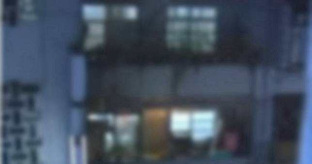 師生戀殺全家！小女友「脖子快砍斷」　G球女星退租：床下貼滿符咒
