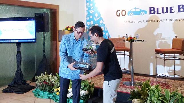  Blue Bird Pilih Kerja Sama Bareng Go-Jek: Sama-sama Untung 