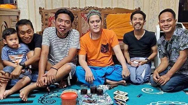 Idan Separo Sempat Bercanda Dijenguk Daus Mini Suara Com Line Today